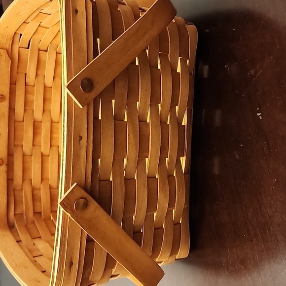 1998 Longaberger Cake Basket - Picture 4 of 6